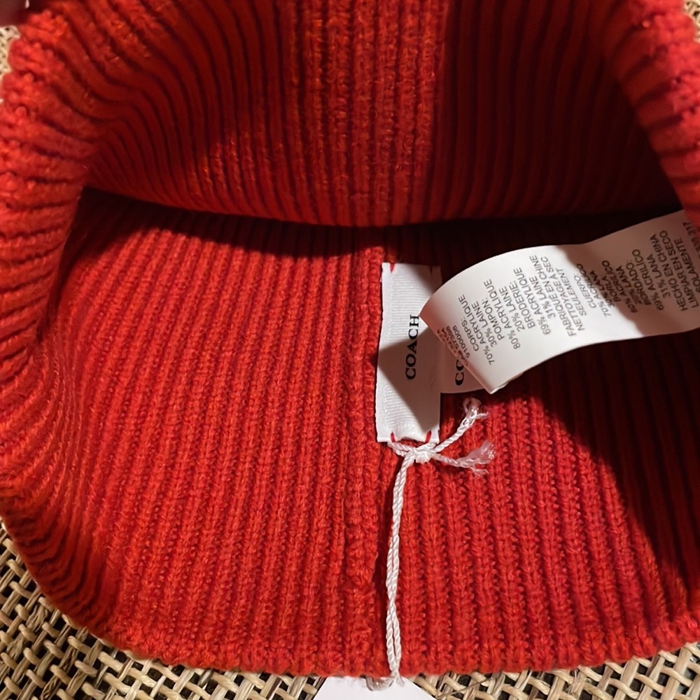 COACH Script Logo Pom Pom Beanie, NWT - Picture 8 of 8